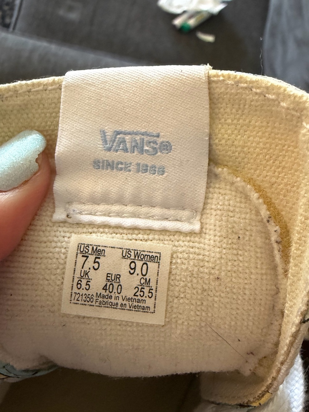 Vans Color Changing - Picture 6 of 7